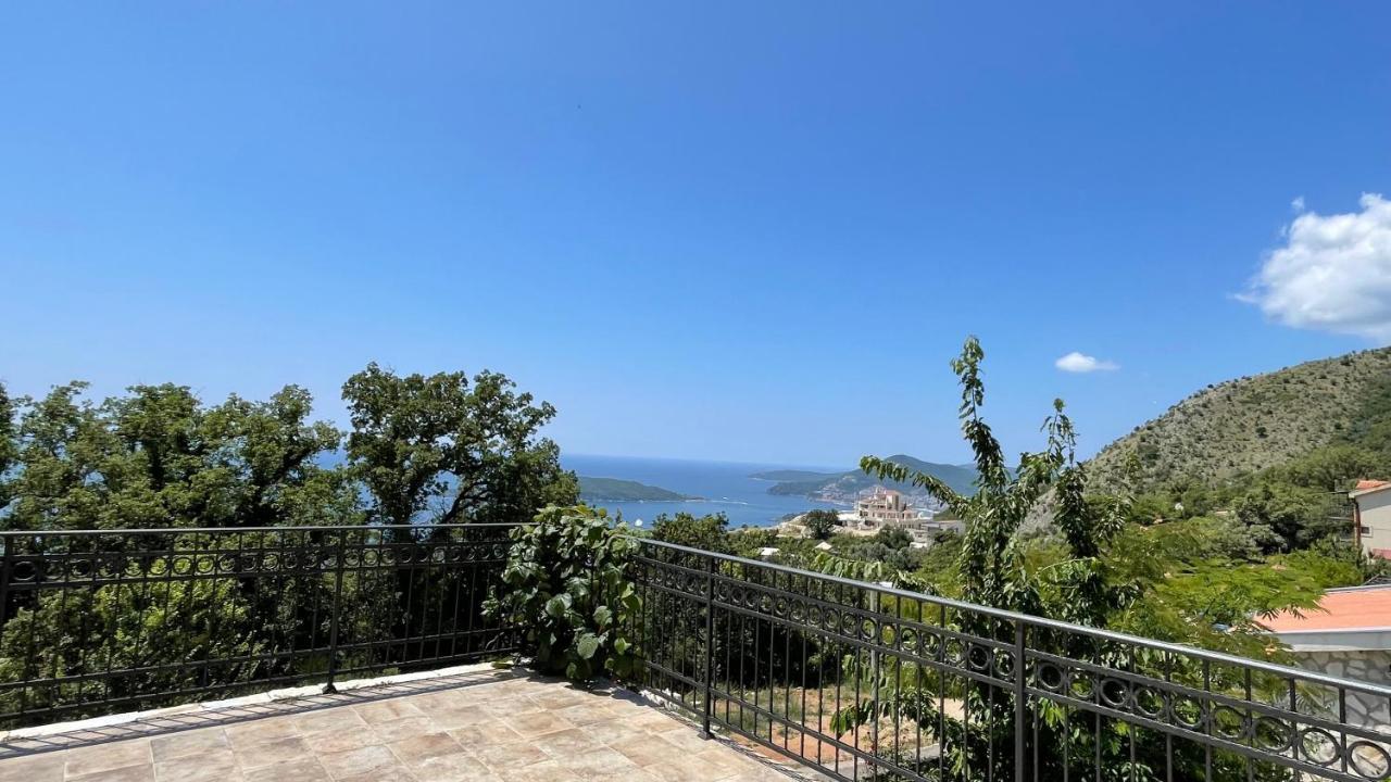 Mountains Villa Near Budva Buitenkant foto